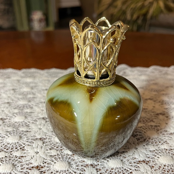 Vintage Fragrance Lamp - Picture 1 of 6